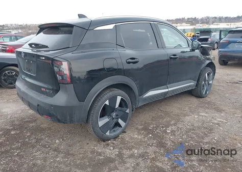 2025 Nissan Kicks Sr Intelligent Awd z USA, uszkodzony, nr VIN 3N8AP6DD0SL430928